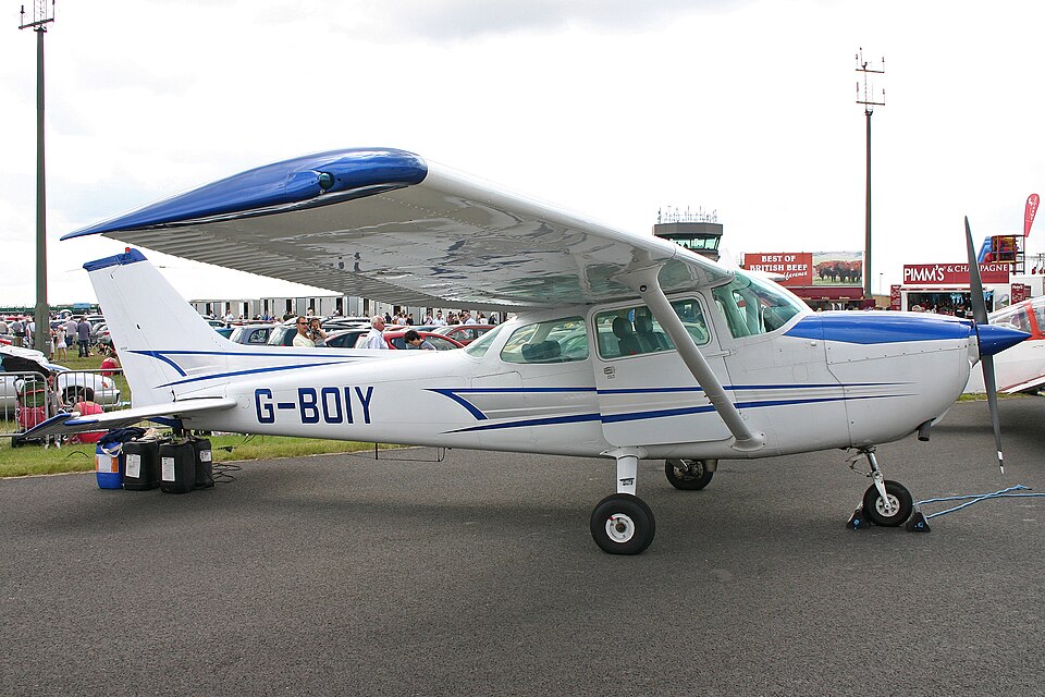 G-BOIY Cessna 172N